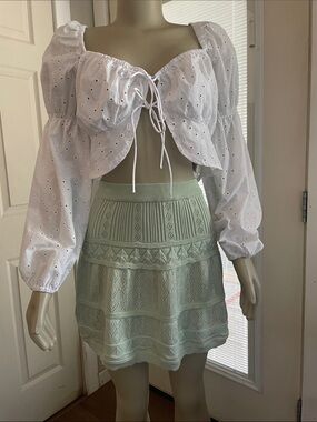 Willow & Wind High waist skirt.
